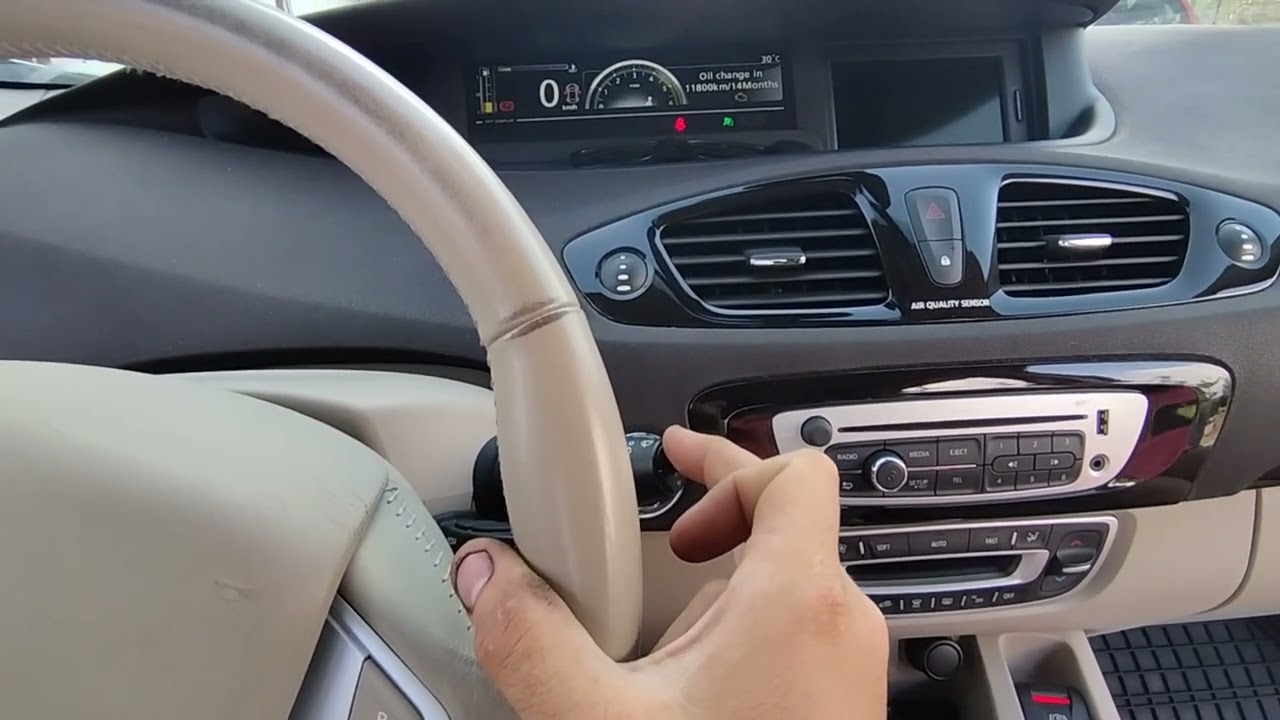 C&oacute;mo resetear el climatizador de la Renault Scenic 3